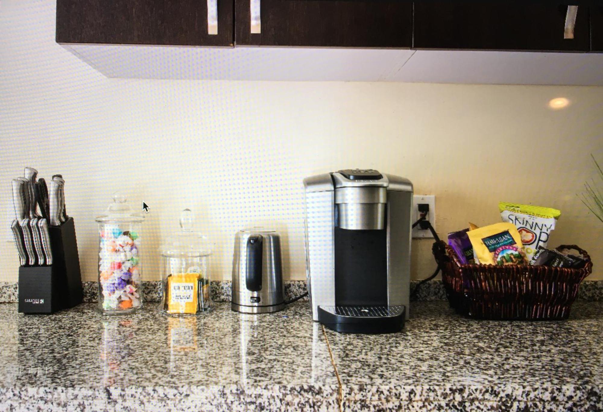 Luxury 2 Bedroom In Koreatown Apartment *